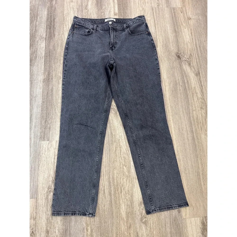 Abercrombie & Fitch Curve Love 90s Straight Mid Rise Jeans Washed Black 31 12L